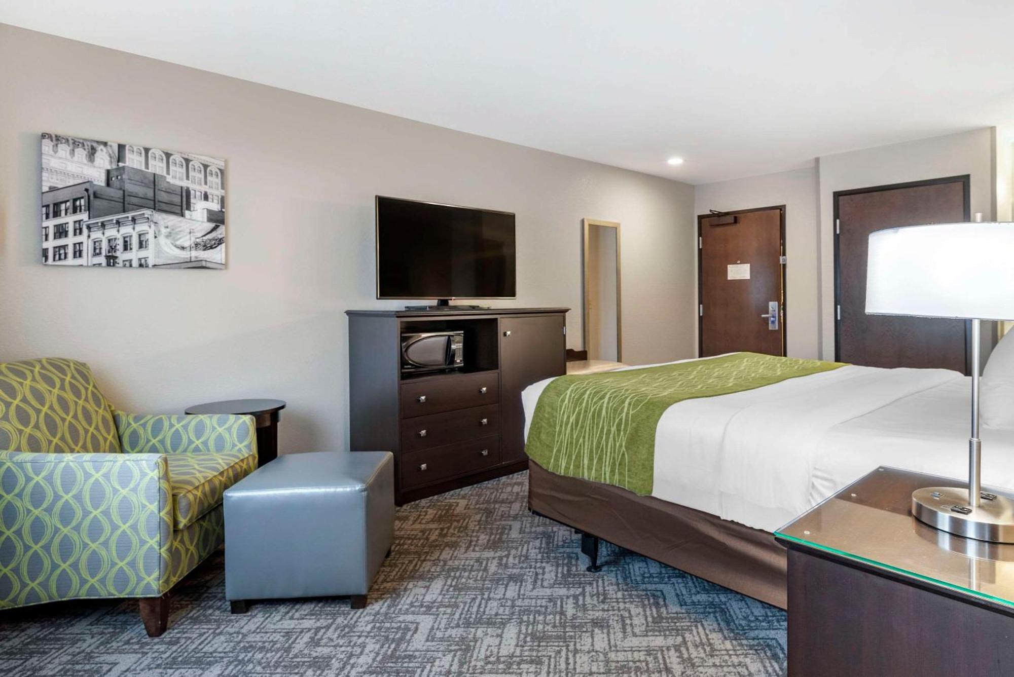 Comfort Inn & Suites Tualatin - Lake Oswego South Exterior foto